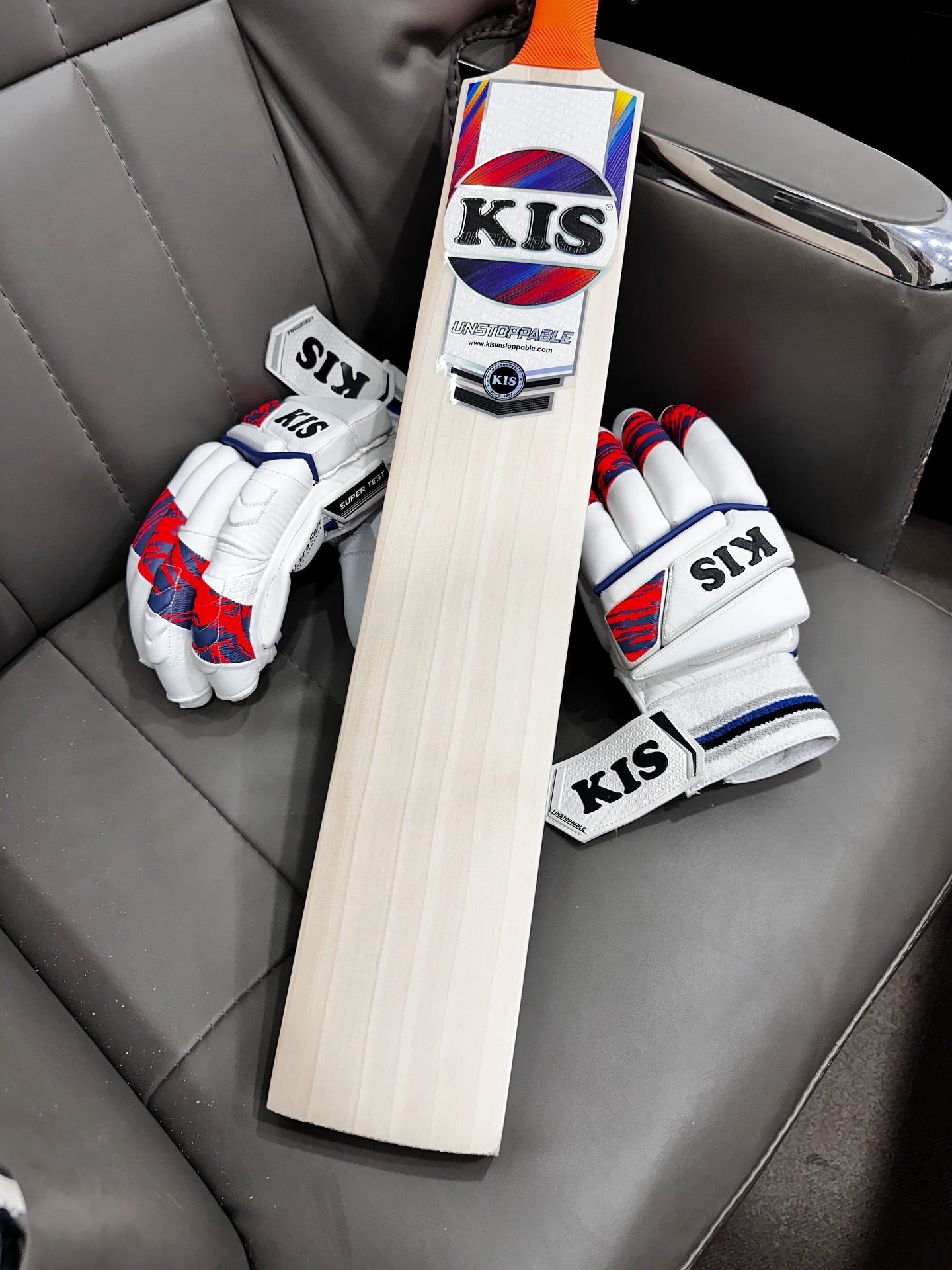 English Willow Cricket Bat for leather ball (KIS) - Grade A++