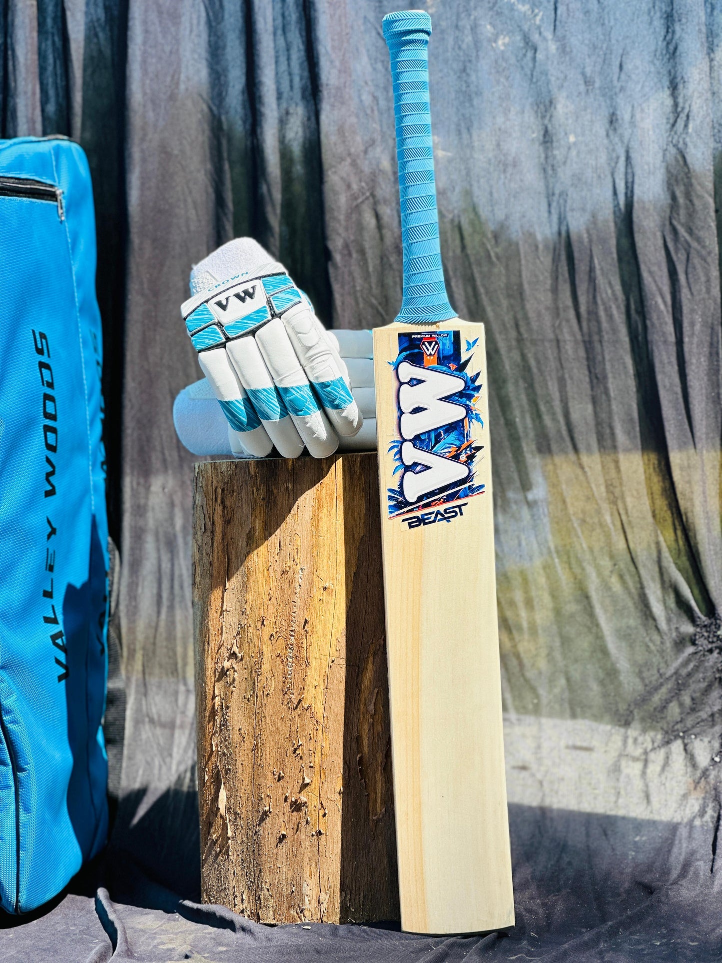 Light Weight Kashmir Willow Cricket Bat