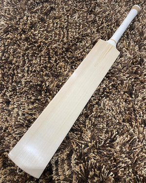 Kashmir Willow Cricket Bat Without Stickers | Choose Your Cleft Grade