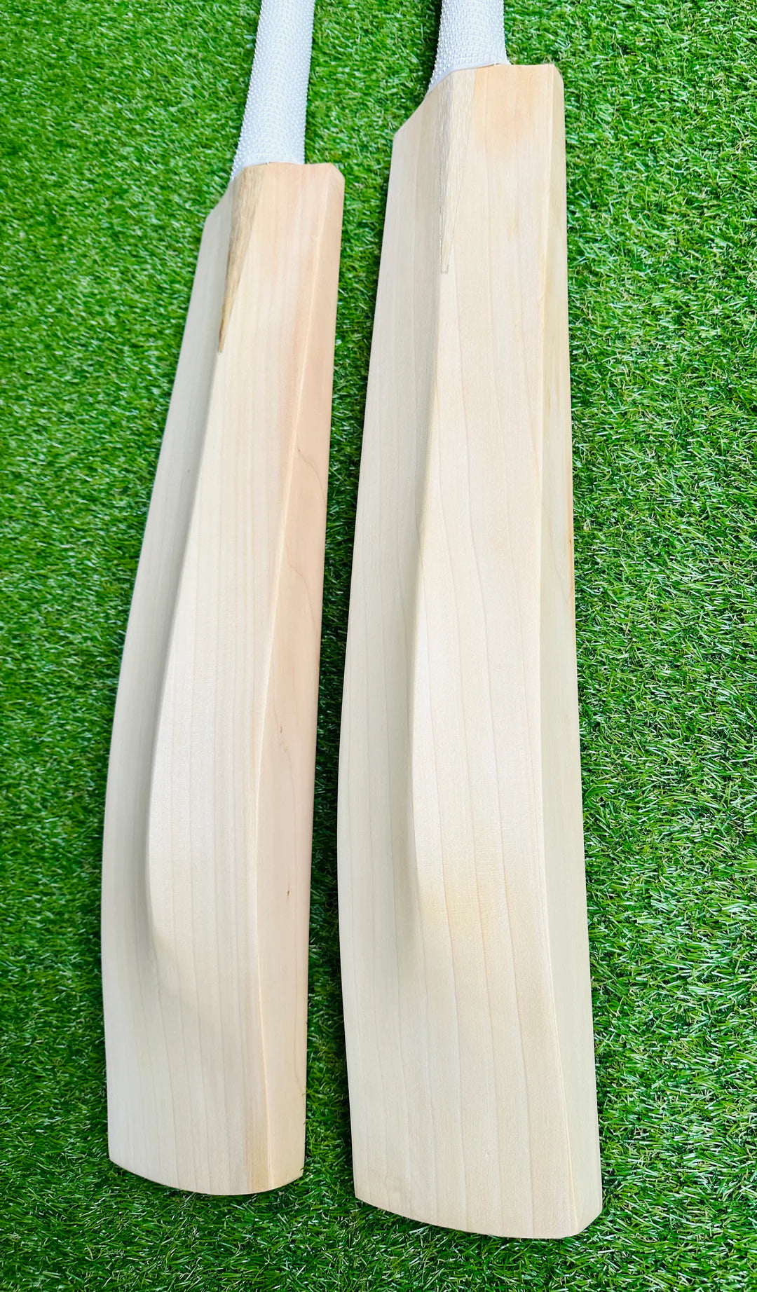 Kashmir Willow cricket bat without stickers – duckbill shape profile