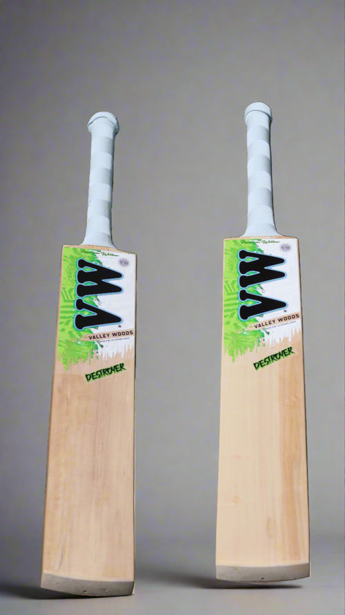 destroyer kashmir willow cricket bat by valley woods in harrow size