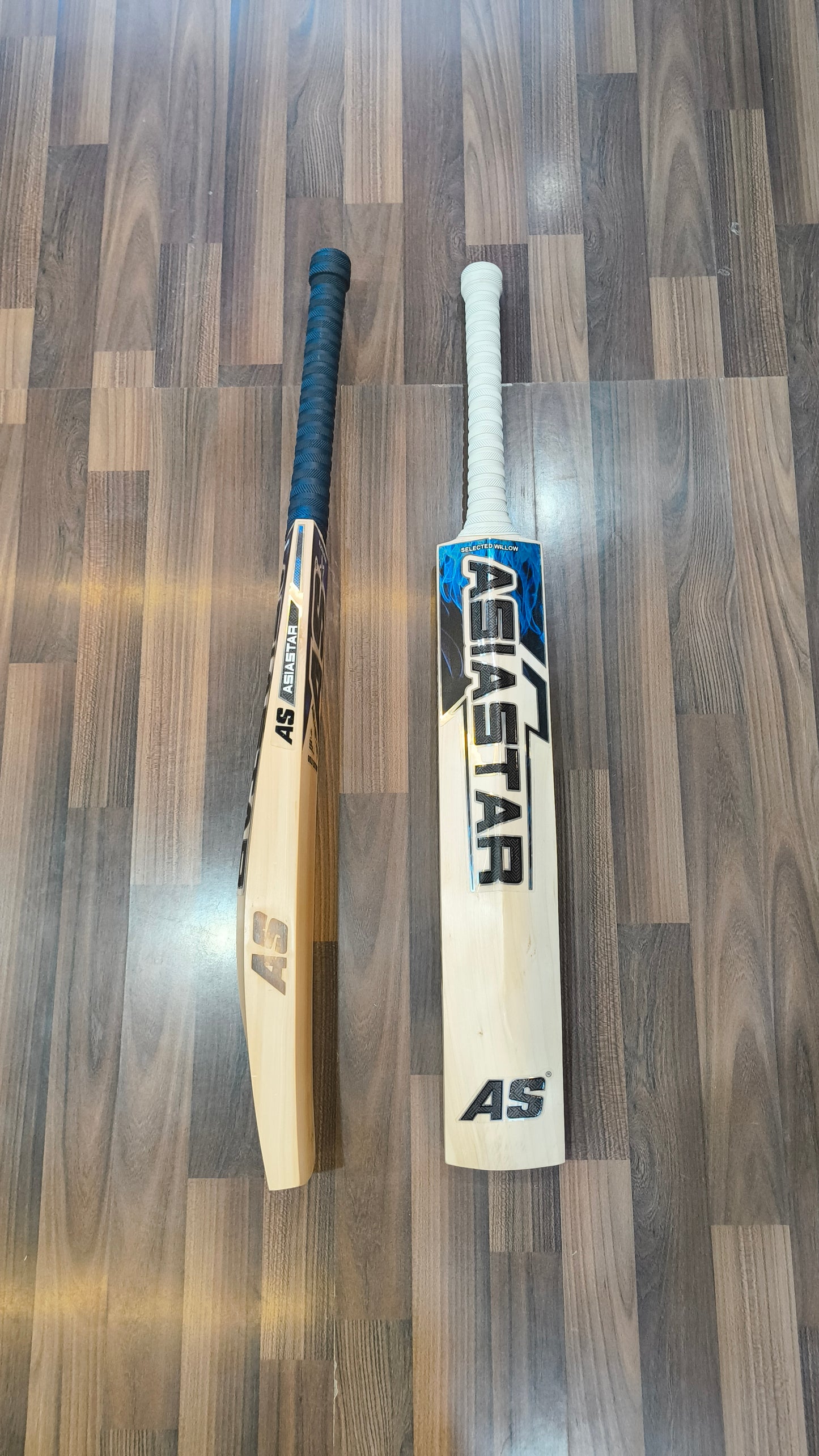 Gold Edition Cricket Bat for young players | Customize Size and Profile