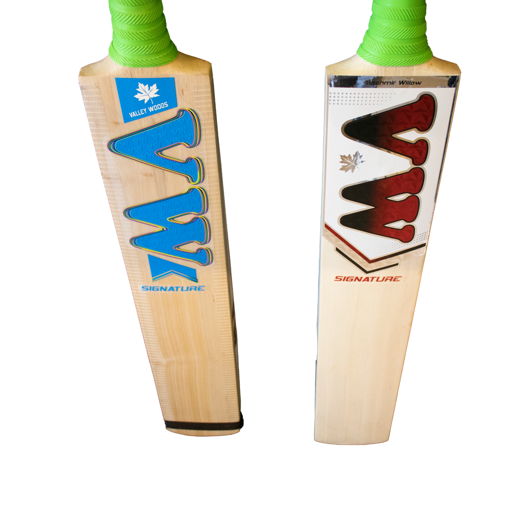 kashmir willow cricket bat for beginners signature bat close view front side of bat